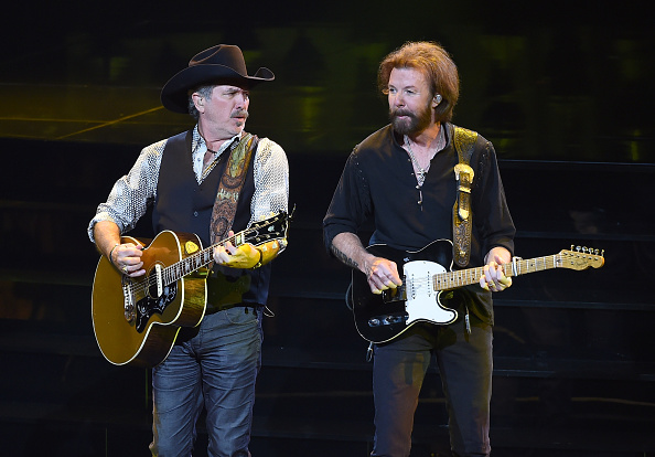 Brooks And Dunn, Midland Perform 'Boot Scootin' Boogie' on Fallon