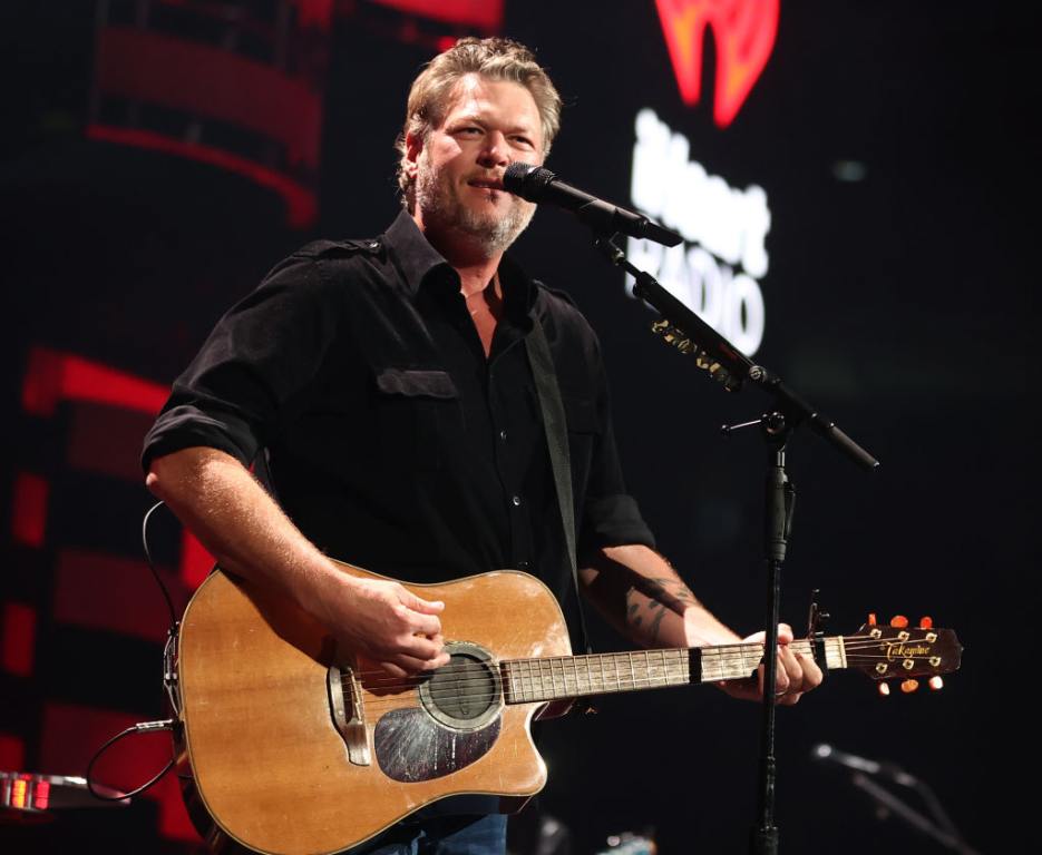 Won't Believe Blake Shelton's Hoppy Easter Bunny Costume