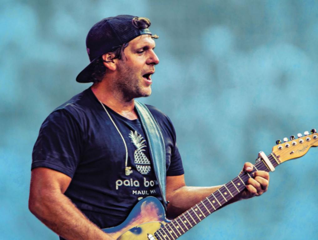 Billy Currington at Ruth Eckerd Hall